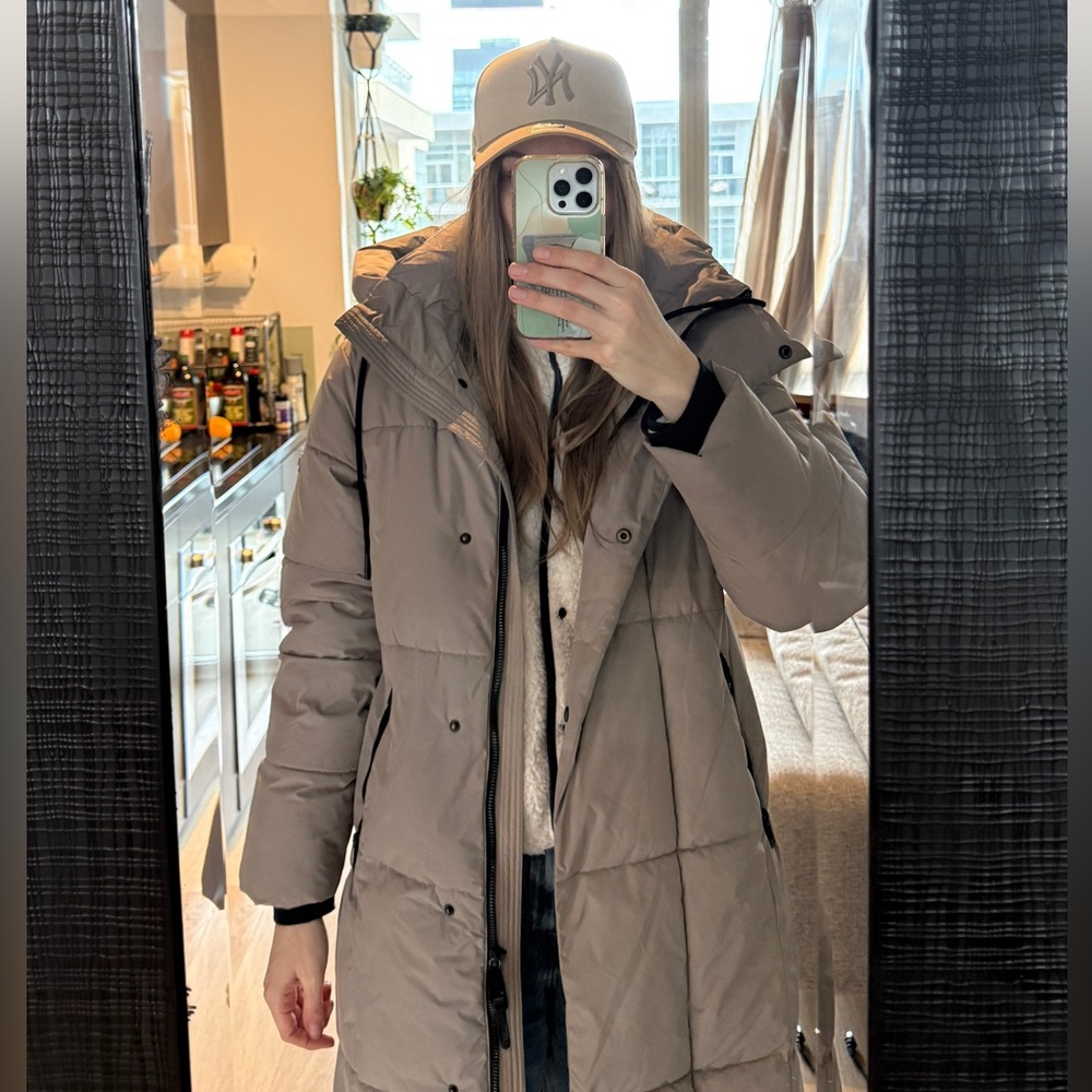 DKNY Long Puffer Coat – Taupe Beige (Women’s S/P)